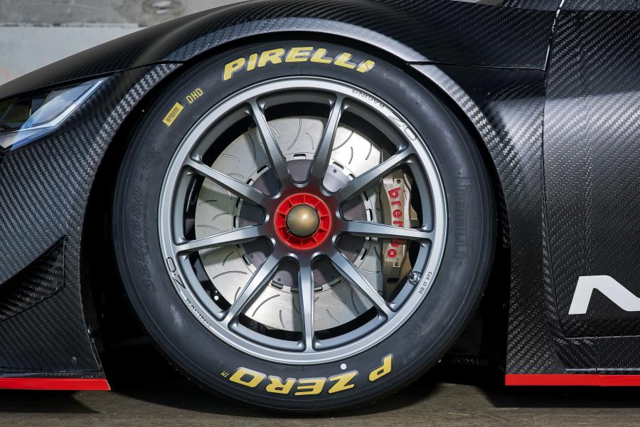 Колеса Honda NSX GT3 2017 года  (фото 6 из 16)